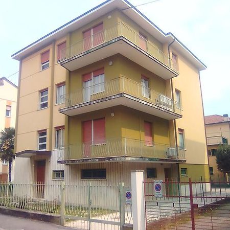 Gardenia Guest House 포를리 외부 사진