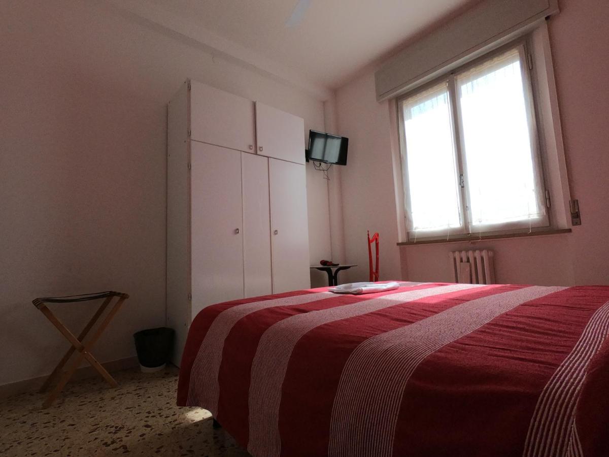 Gardenia Guest House 포를리 외부 사진