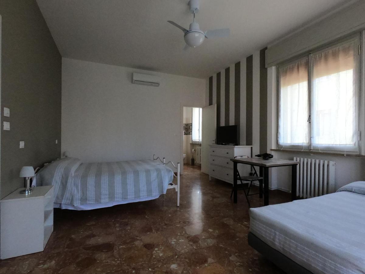 Gardenia Guest House 포를리 외부 사진