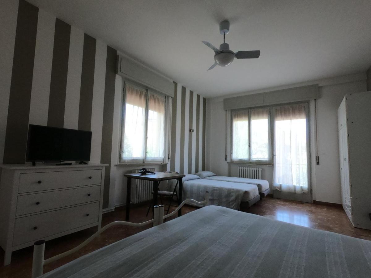 Gardenia Guest House 포를리 외부 사진