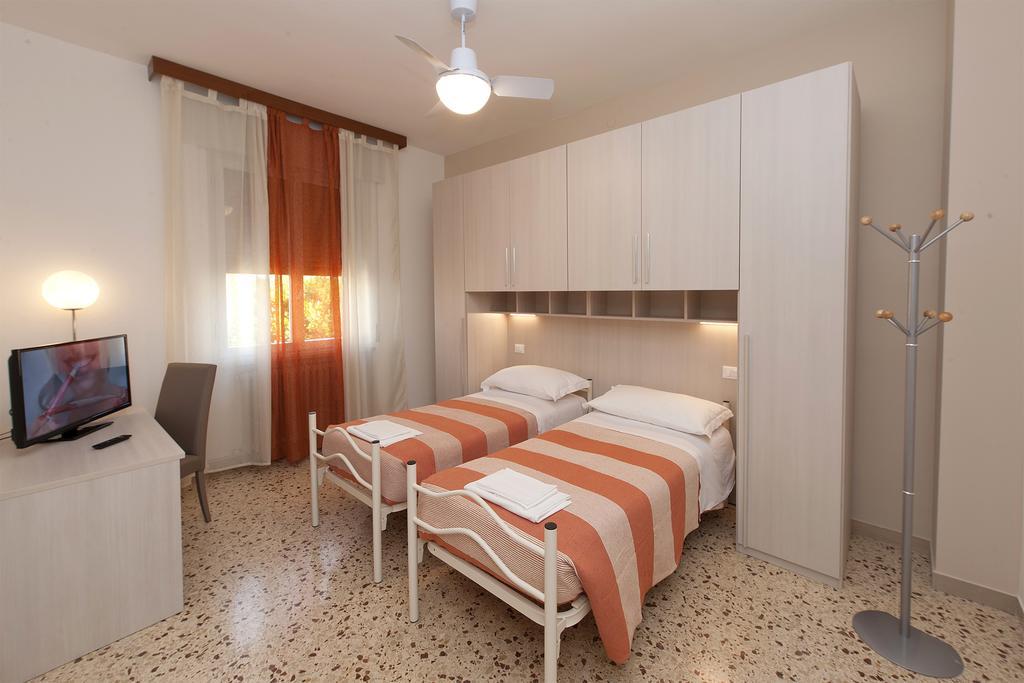 Gardenia Guest House 포를리 외부 사진