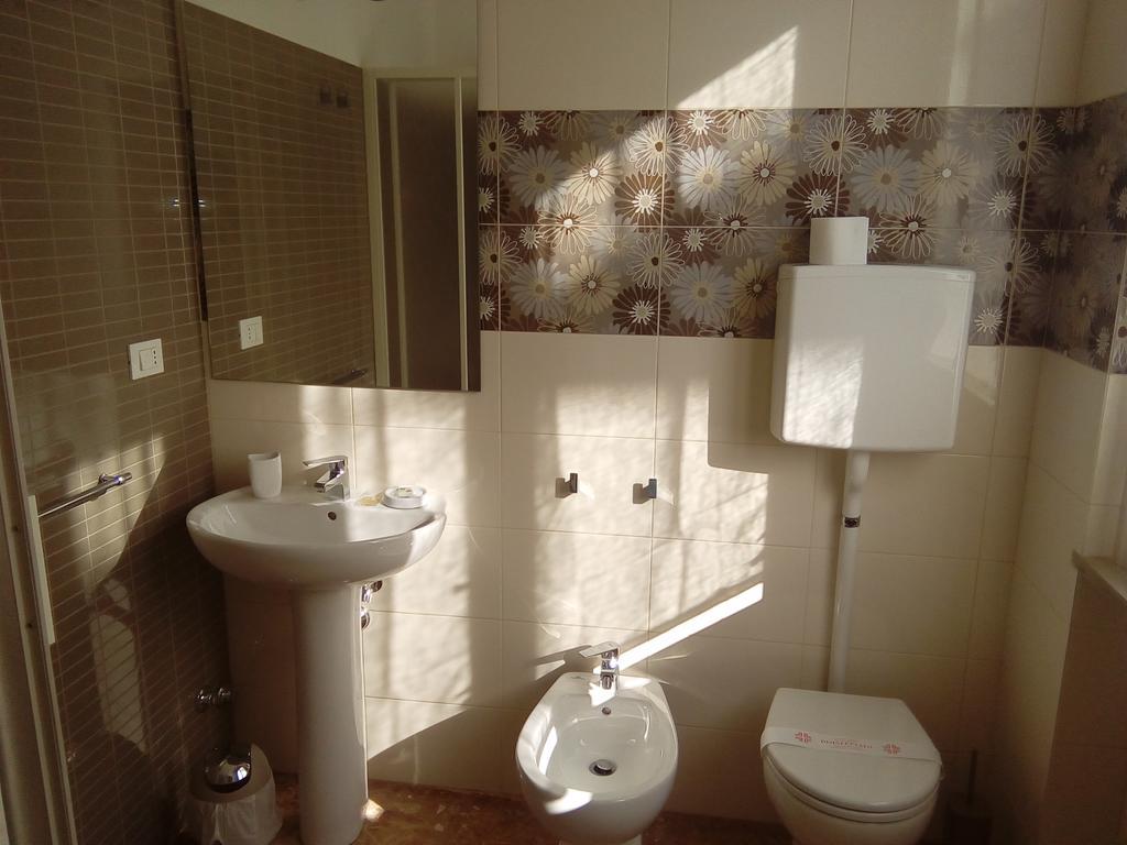 Gardenia Guest House 포를리 외부 사진